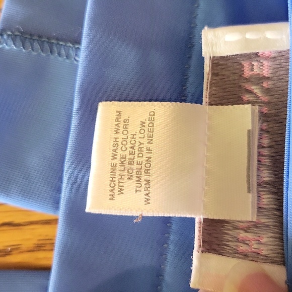 Blue nylon robe Shadowline. Button front vtg no flaw sleepwear lounging litewt - Picture 5 of 5